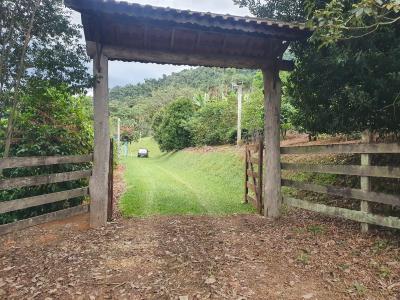 CHÁCARA / SÍTIO EM JACUTINGA
