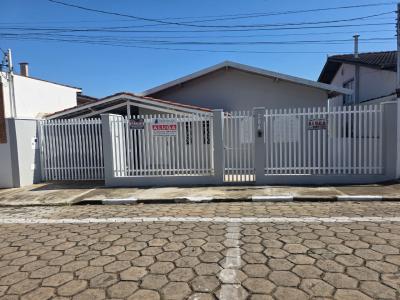 CASA PADRÃO EM OURO FINO
