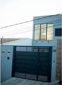 CASA PADRÃO EM OURO FINO